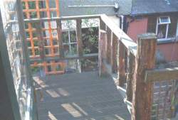 deck balcony tinug studio 01.jpg